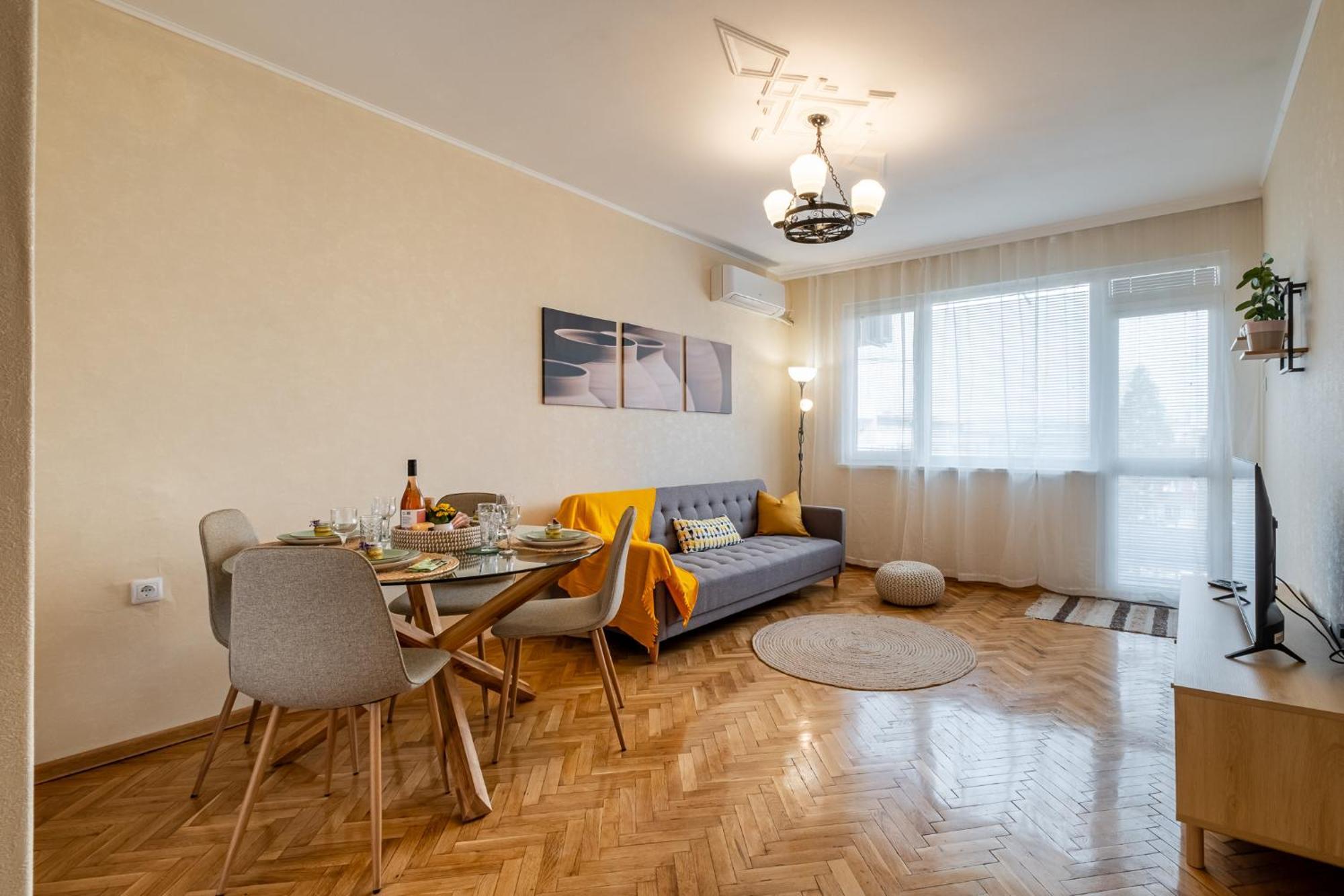 Apartment Bella 2br Varna