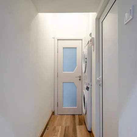 Bella 2Br Apartment Warna Exterior foto