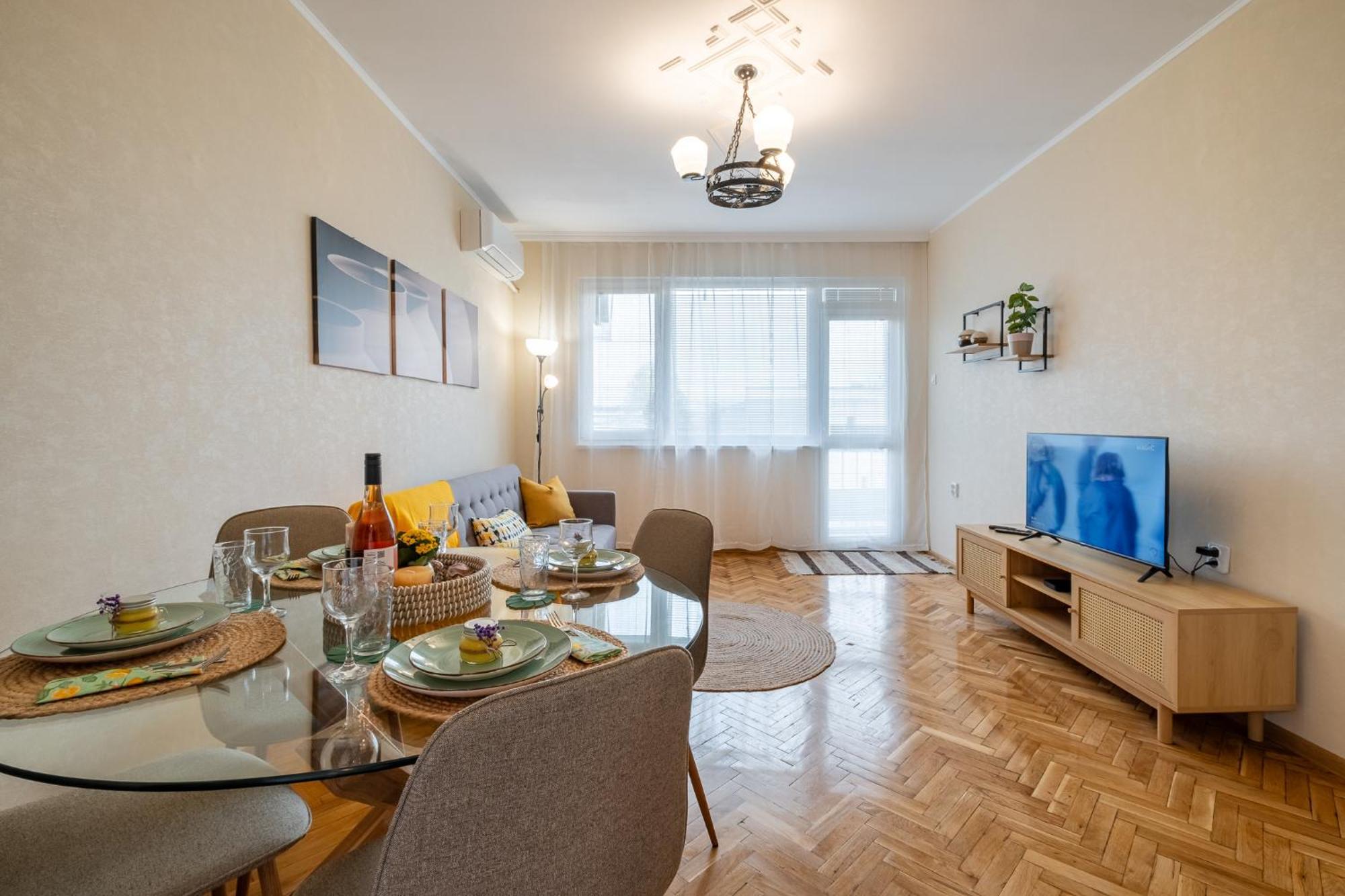 Bella 2br Apartment Varna